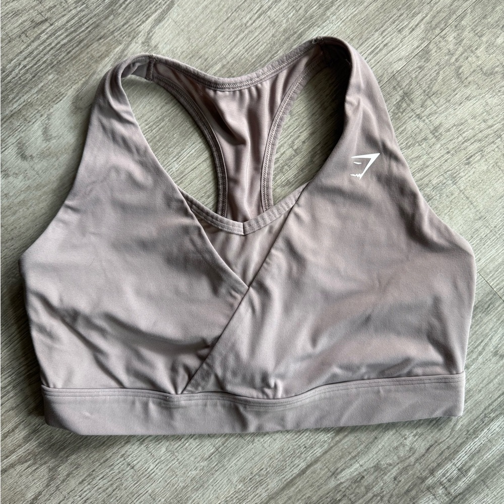 GymShark Women's Cross-Back Sports Bra in Mauve Size L